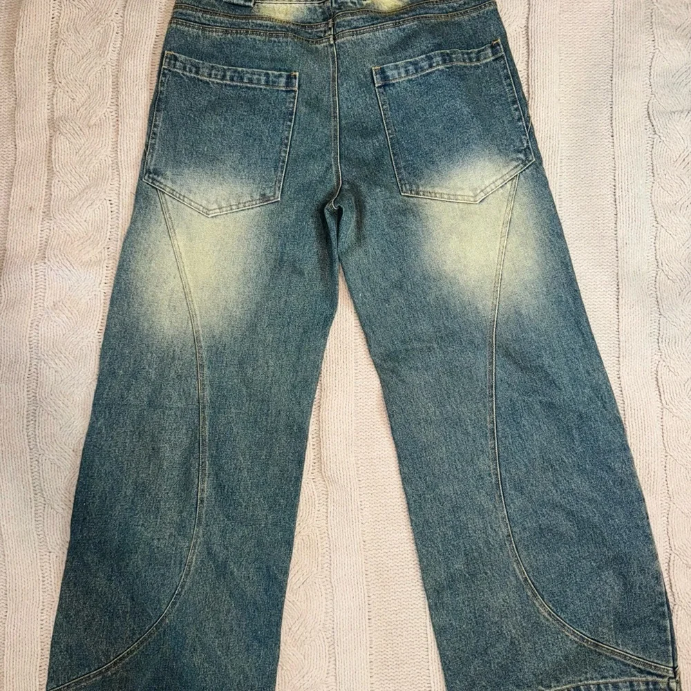 NEAUX DUOBT Stylish Blue Distressed Jeans for Men - Picture 12 of 16